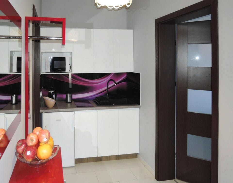 Apartment | Private kitchen | Electric kettle, highchair