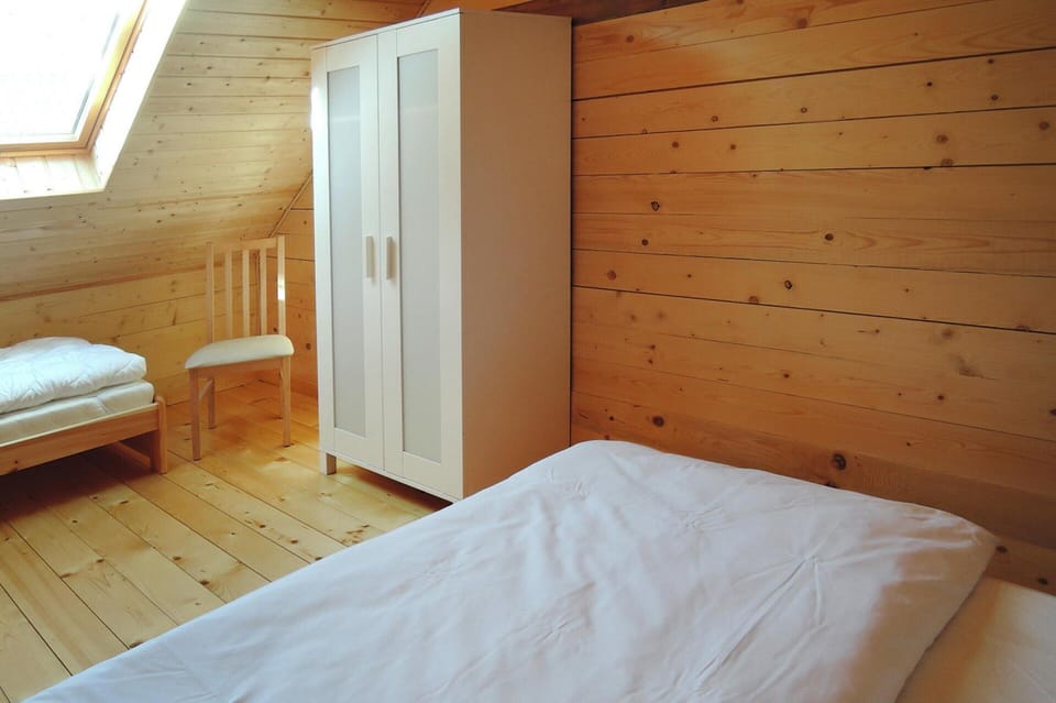 House | 2 bedrooms, bed sheets