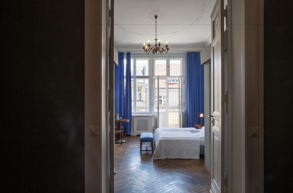 Comfort Double Room | Hypo-allergenic bedding, individually furnished, desk