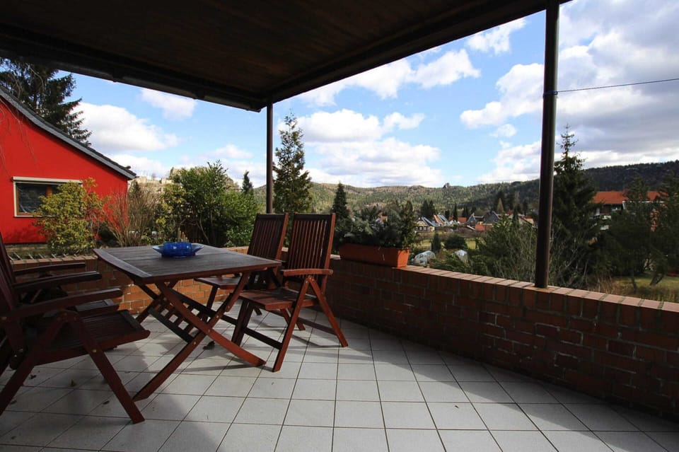 House | Outdoor dining