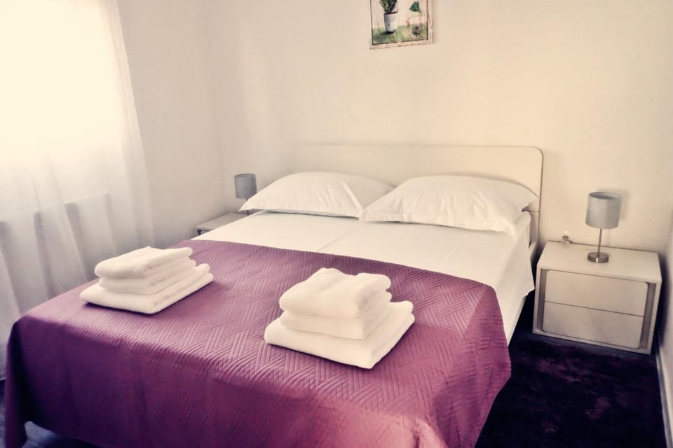 Apartment | 3 bedrooms, individually furnished