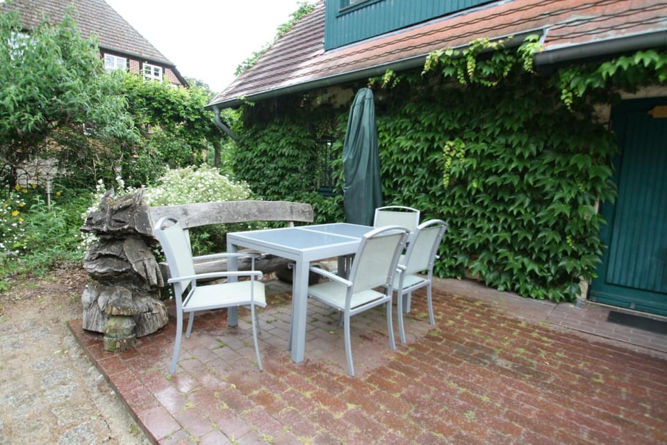 House | Dining