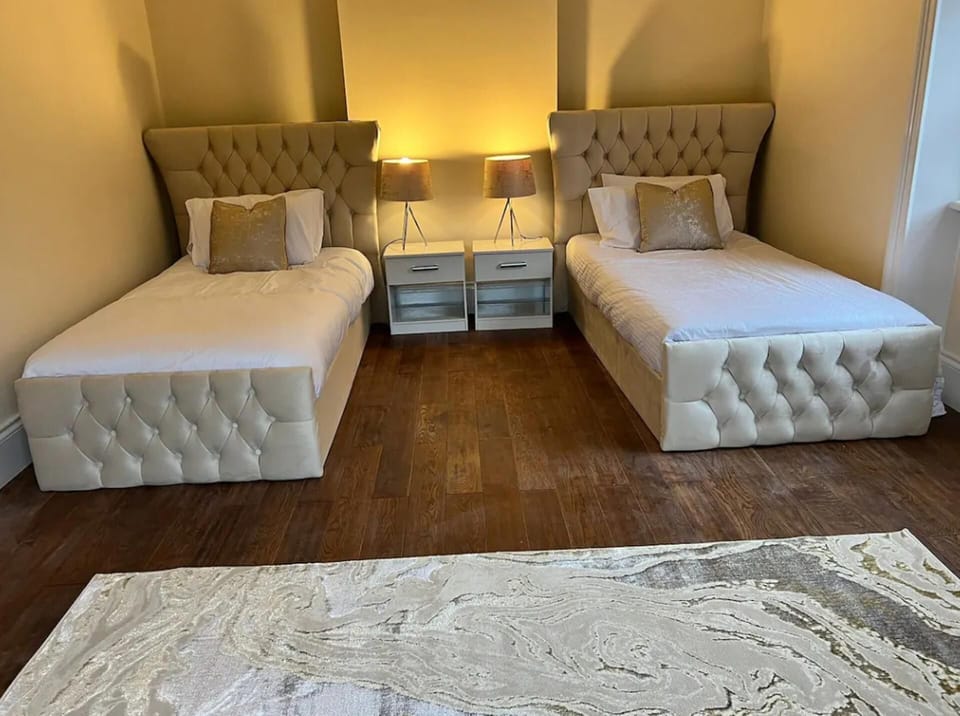 House | 3 bedrooms, free WiFi, bed sheets