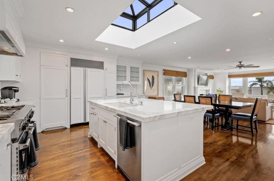 Cook like a chef in the fully equipped, gourmet kitchen