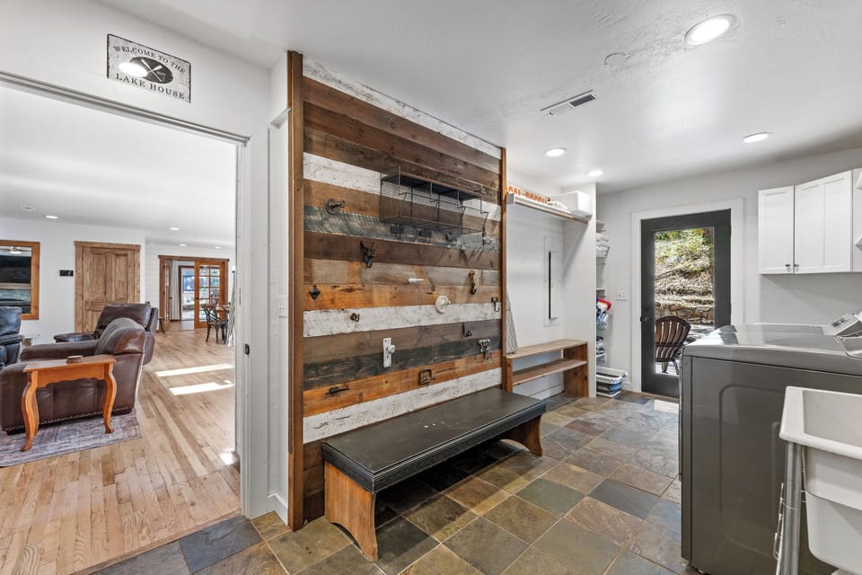 Laundry & mud room main level