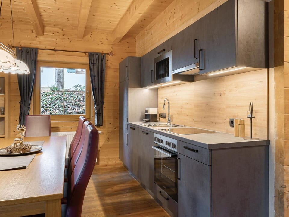 Chalet | Private kitchen | Highchair