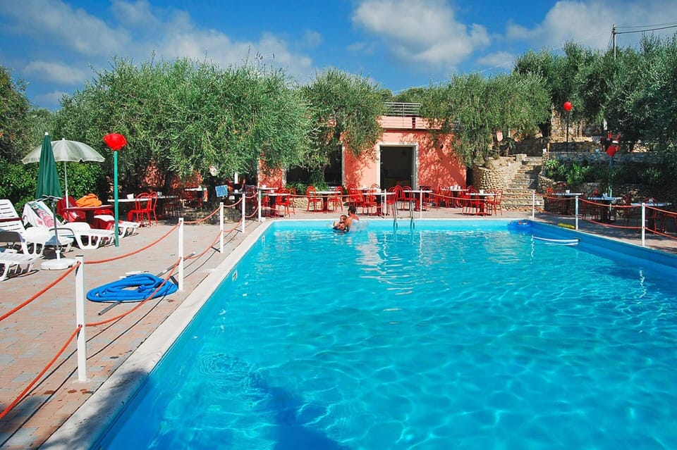Apartment | Pool | Outdoor pool