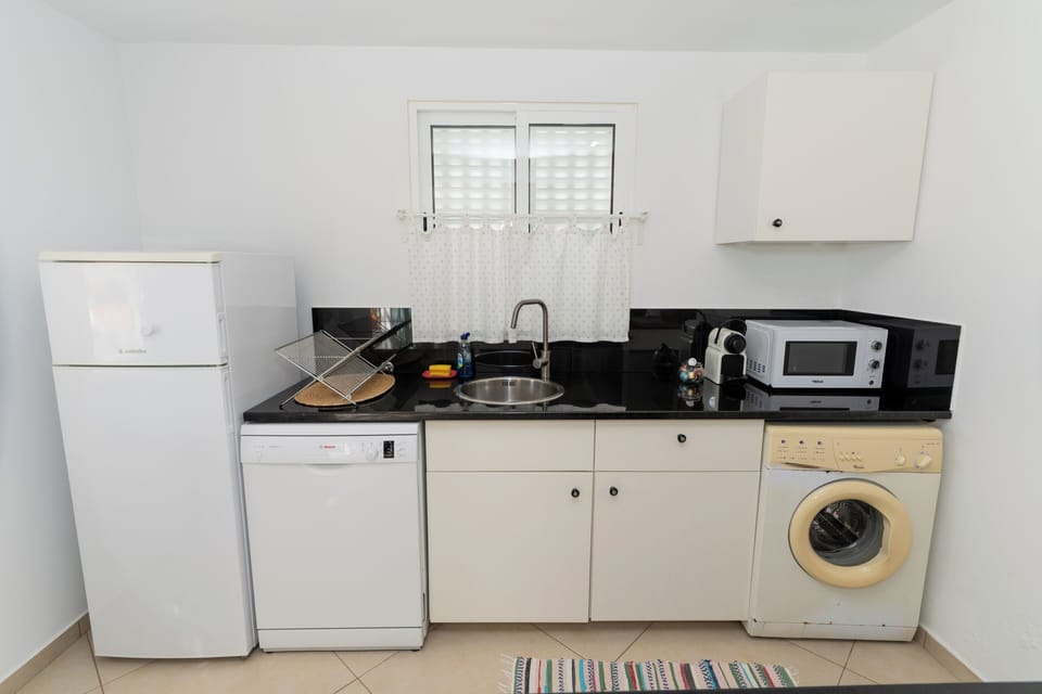 Kitchen (3)