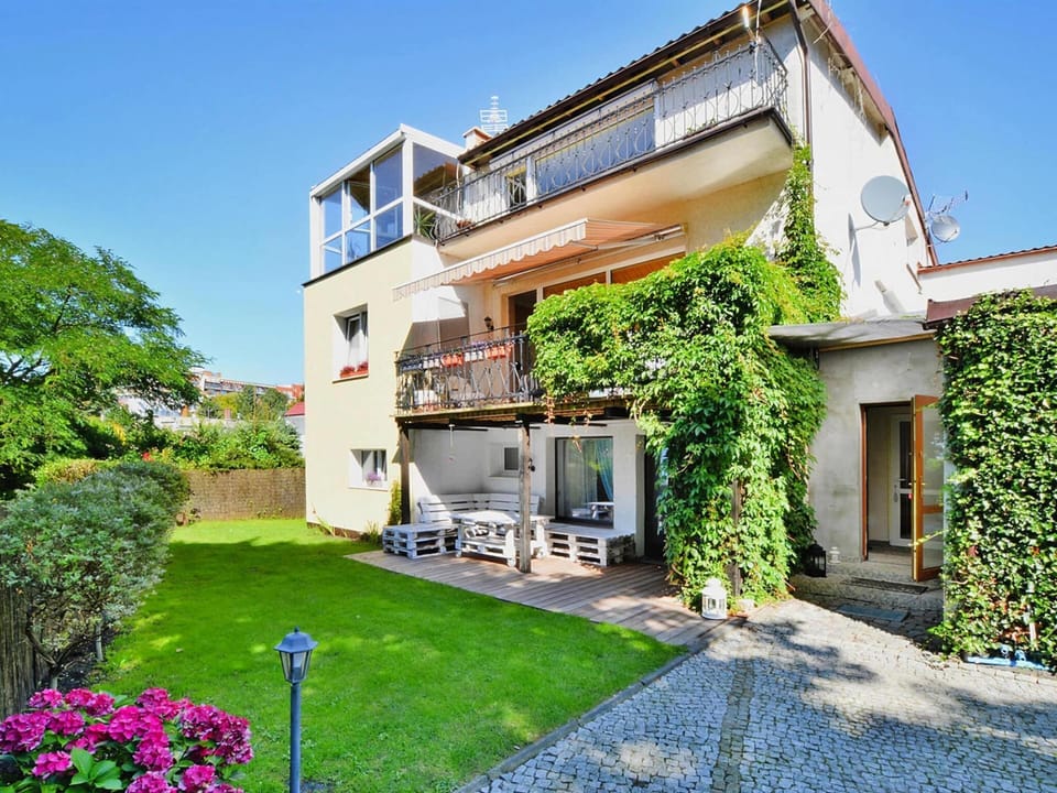 Apartment | Exterior