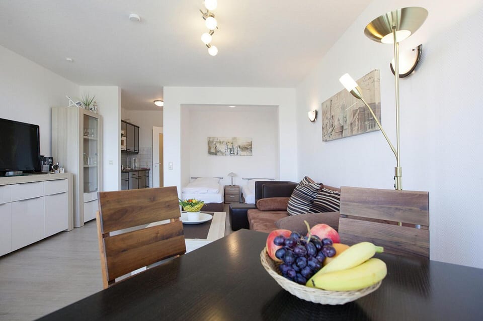 Apartment | Dining