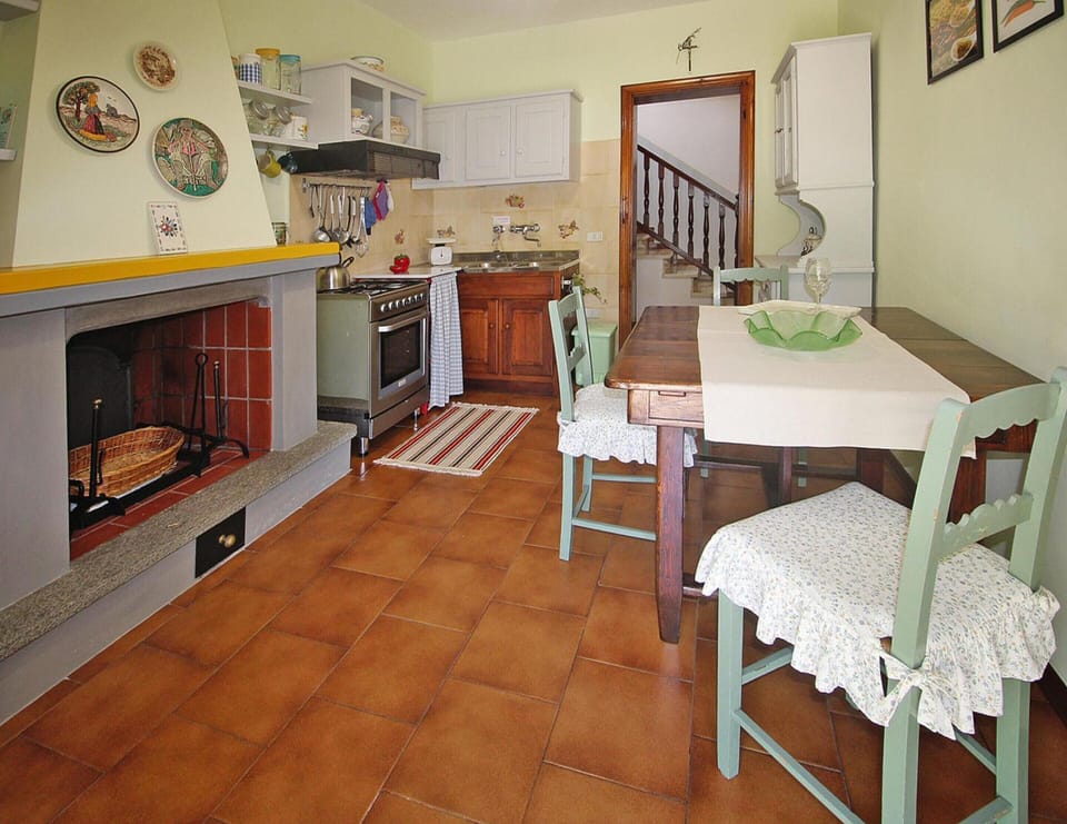House | Dining