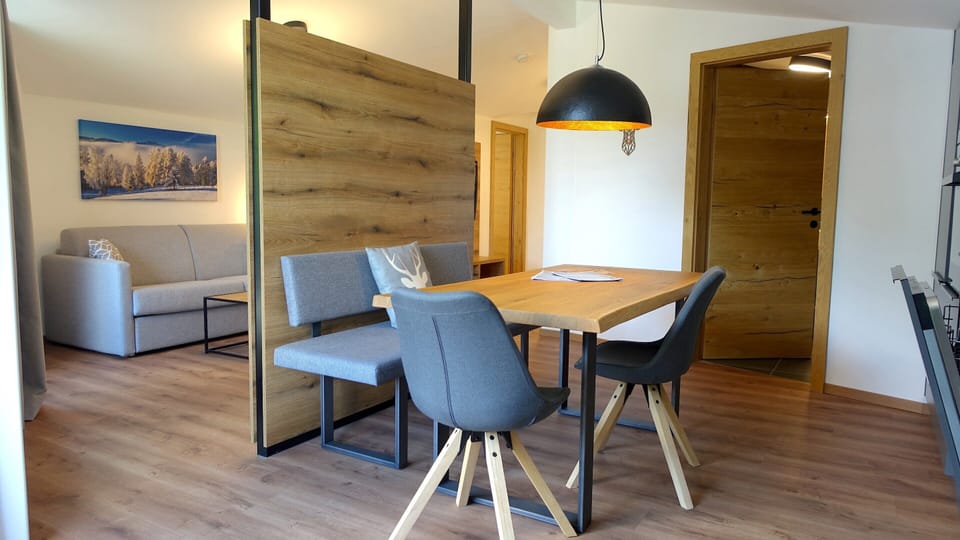 Apartment | Dining
