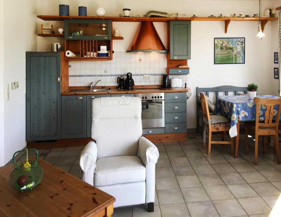 Apartment | Dining