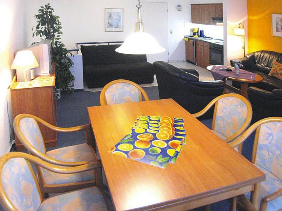 Apartment | Dining