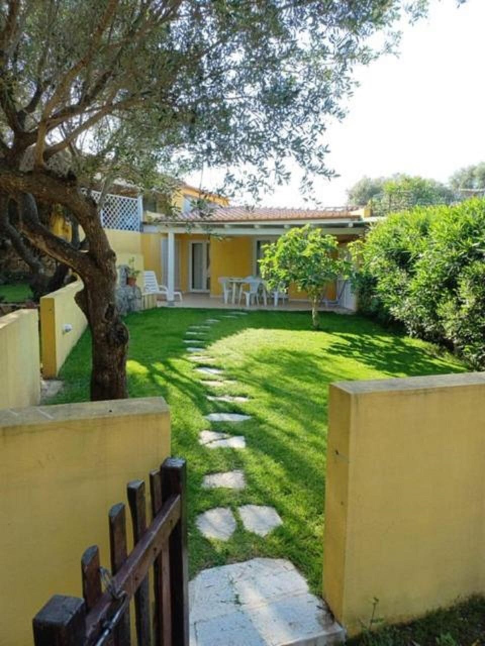 House | Property grounds
