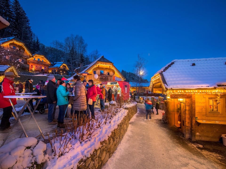 Chalet | Dining