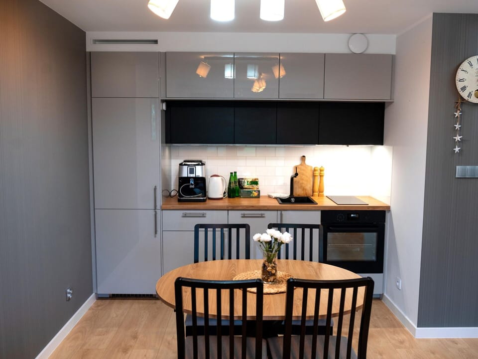 Apartment | Private kitchen | Highchair