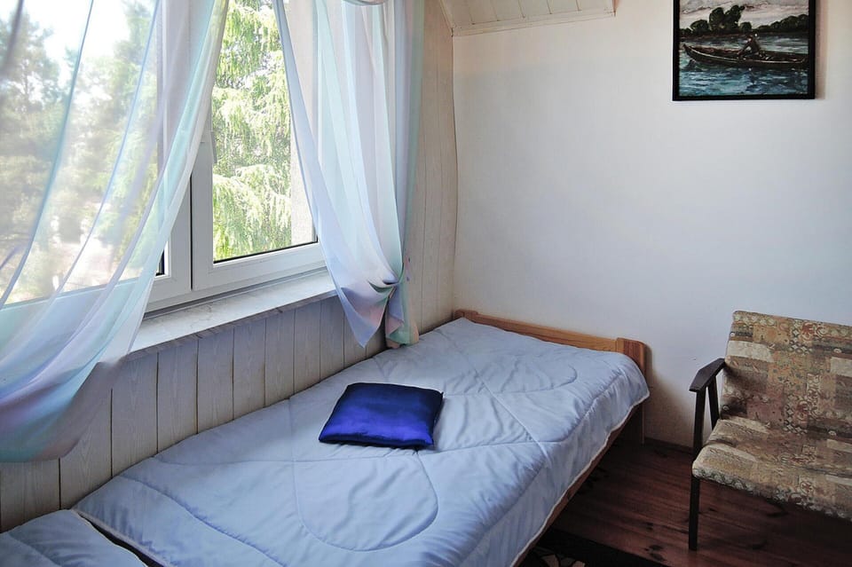 House | 2 bedrooms, individually furnished, bed sheets