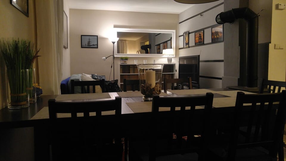 House | Dining