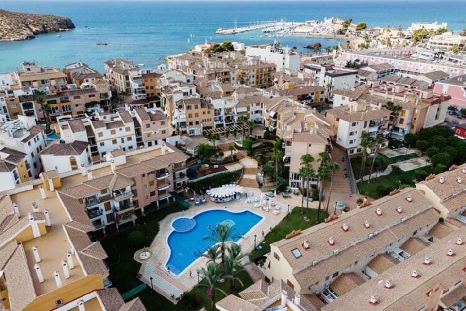 Apartment | Pool | Indoor pool, outdoor pool