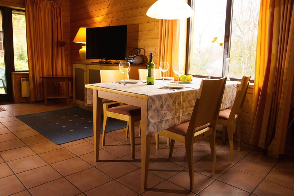 House | Dining