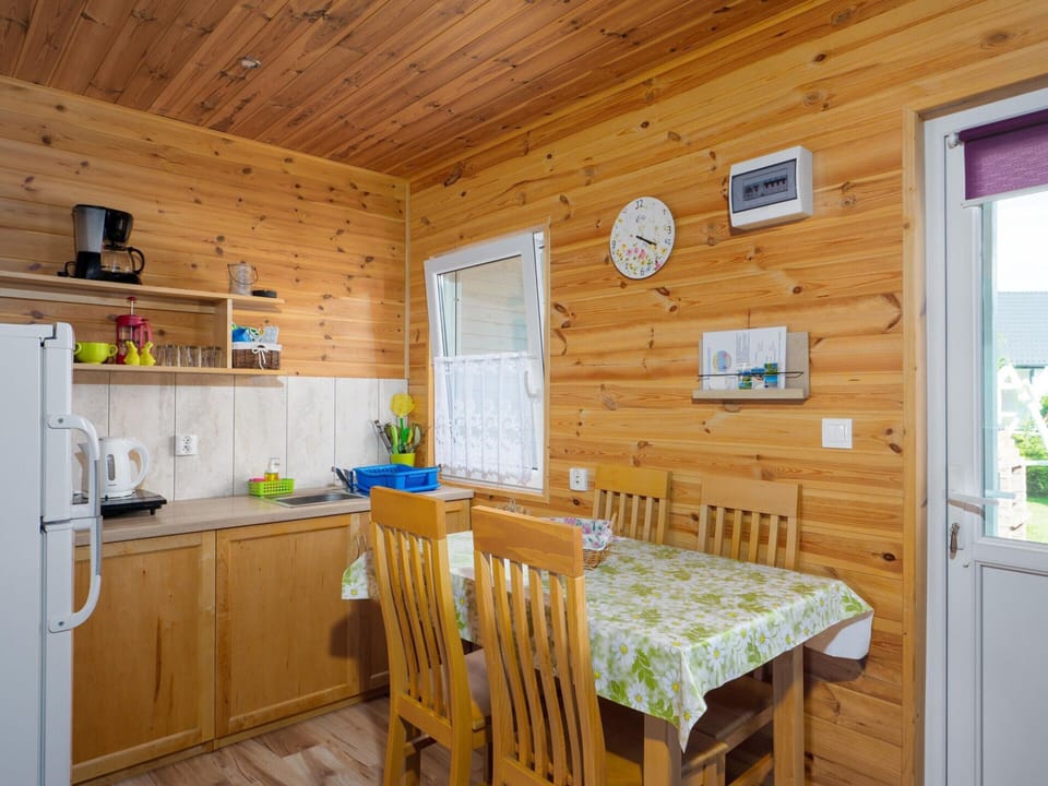 House | Private kitchen | Coffee/tea maker, electric kettle, toaster, highchair