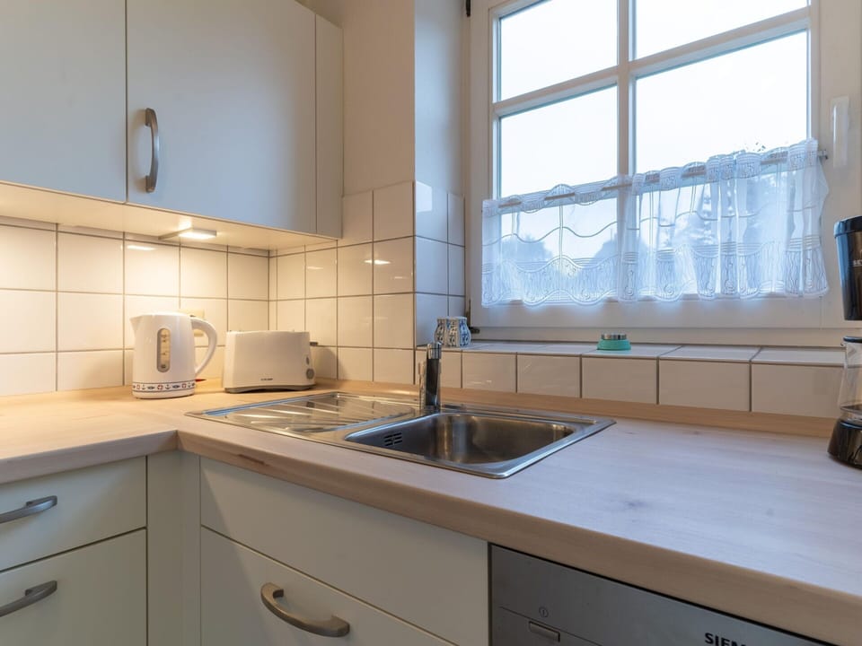 Apartment | Private kitchen | Electric kettle, toaster, highchair