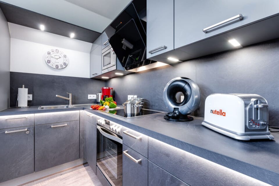 Apartment | Private kitchen | Electric kettle, toaster, highchair