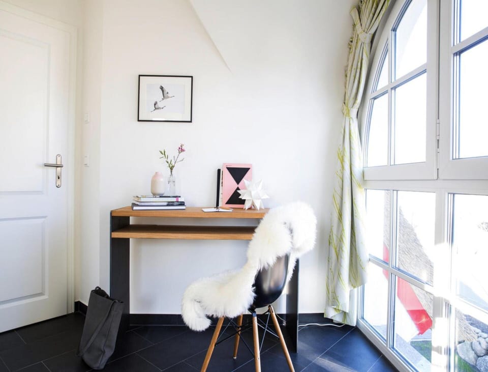 House | Game room