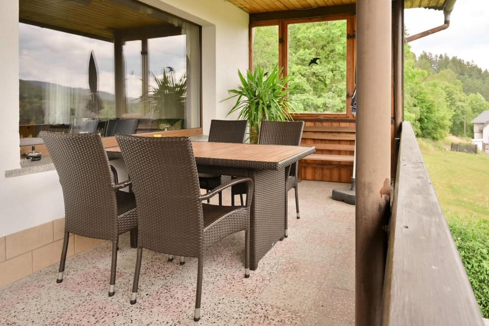 House | Dining