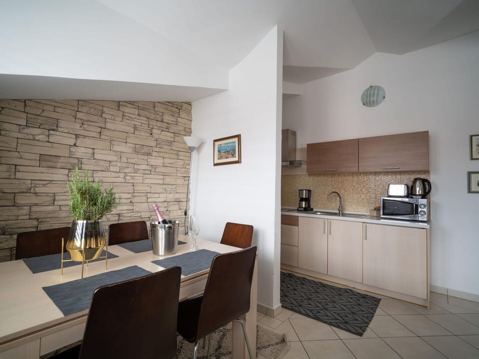 Apartment | Private kitchen
