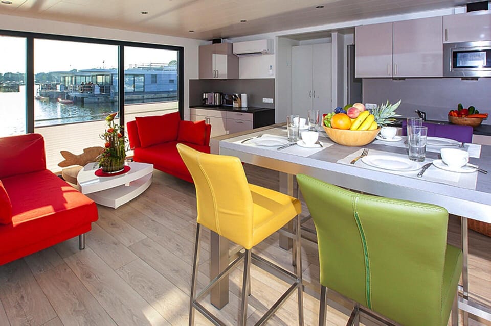 Mobile Home | Private kitchen