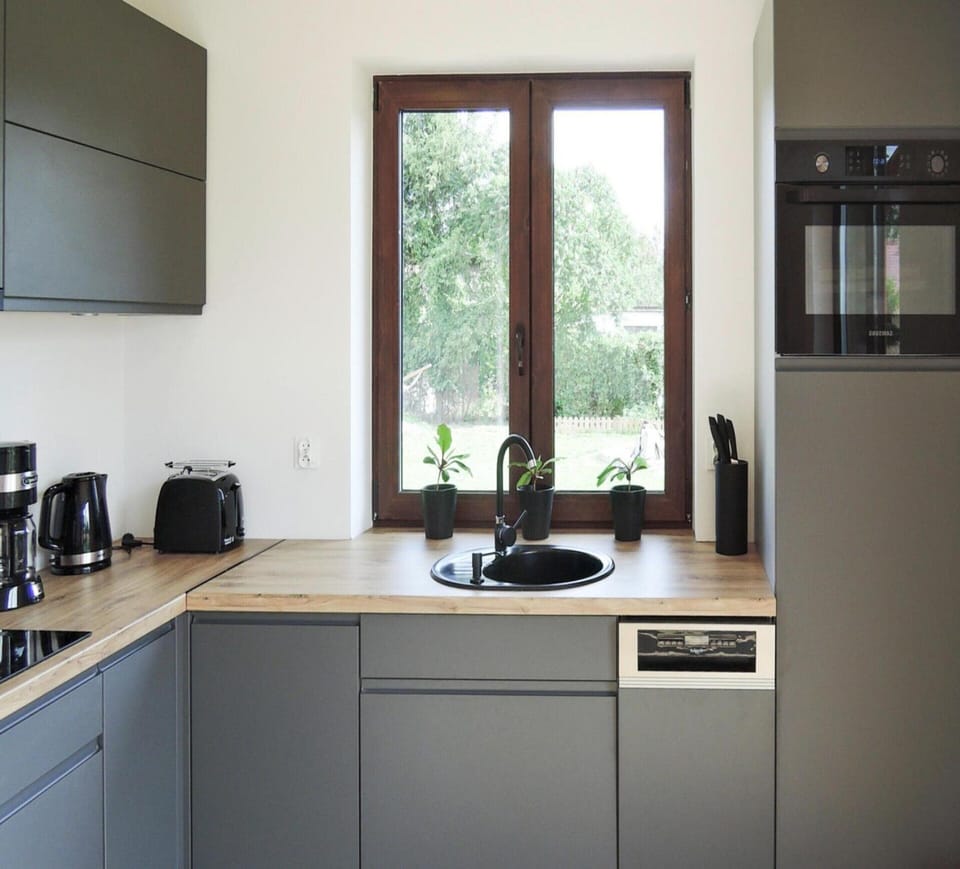 House | Private kitchen | Electric kettle, toaster