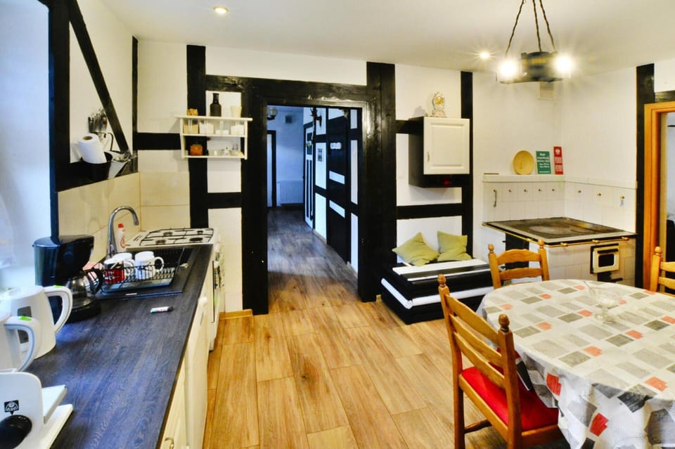 Villa | Dining