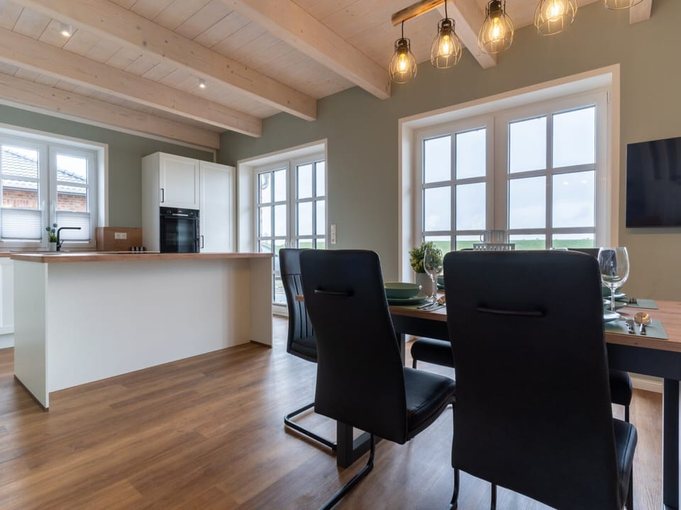 House | Dining