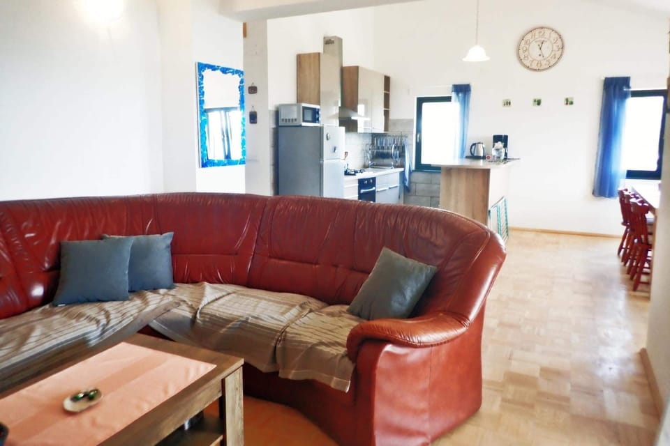 Apartment | Living room