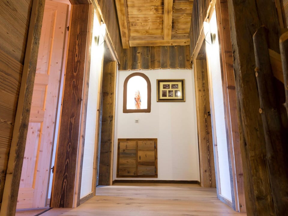 Chalet | Interior