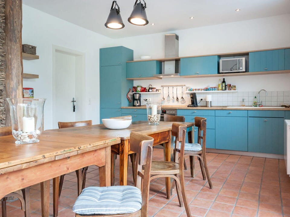 House | Private kitchen | Highchair