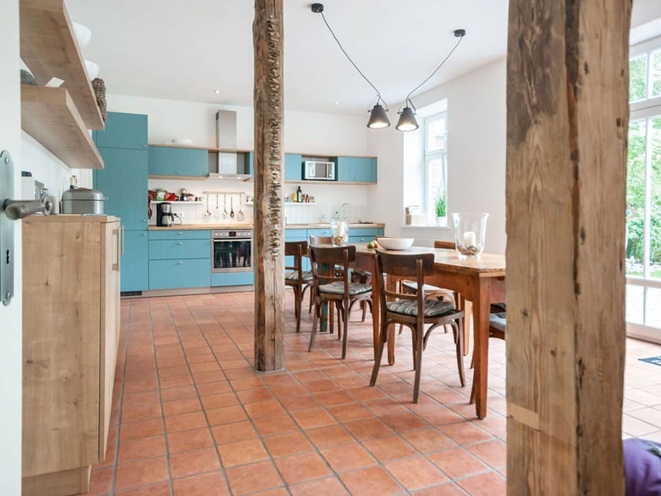 House | Private kitchen | Highchair