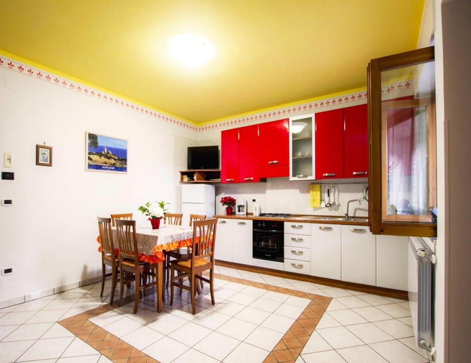 Apartment | Dining