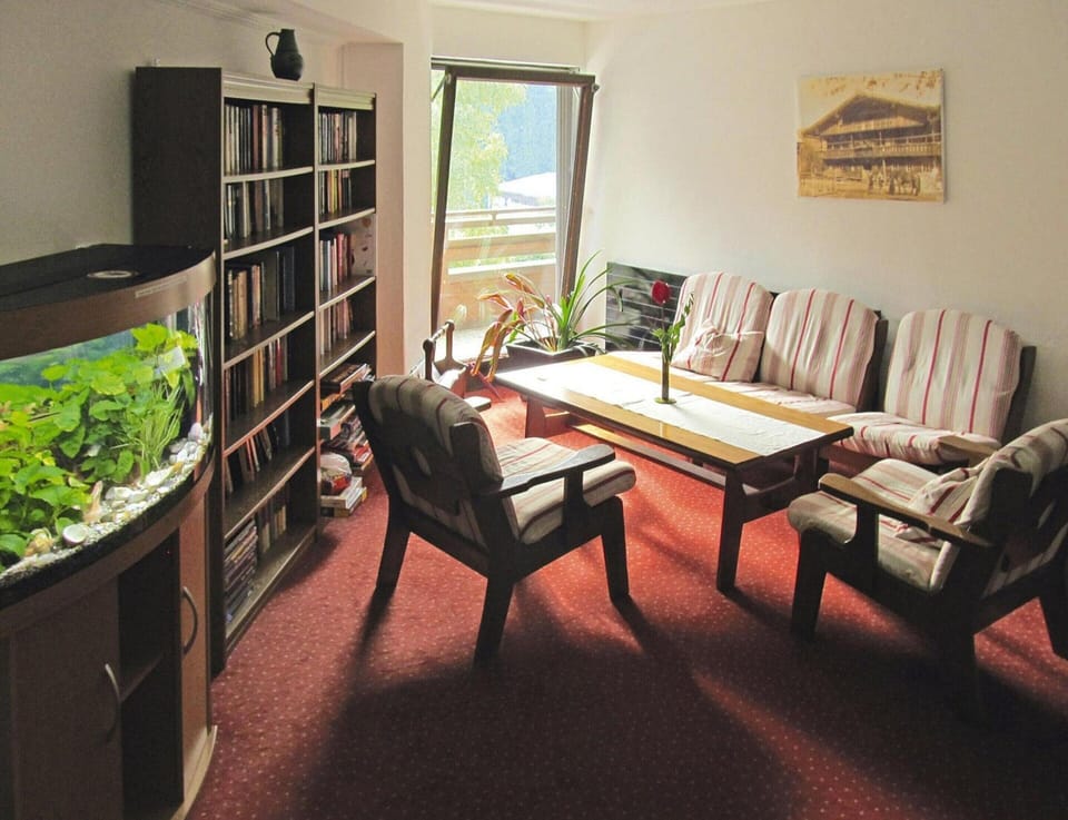 Apartment | Living room