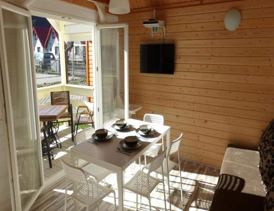 House | Dining