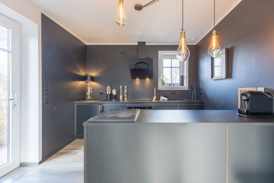 House | Private kitchen | Coffee/tea maker, highchair