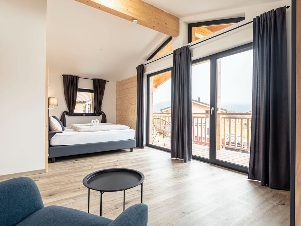 3 bedrooms, individually furnished