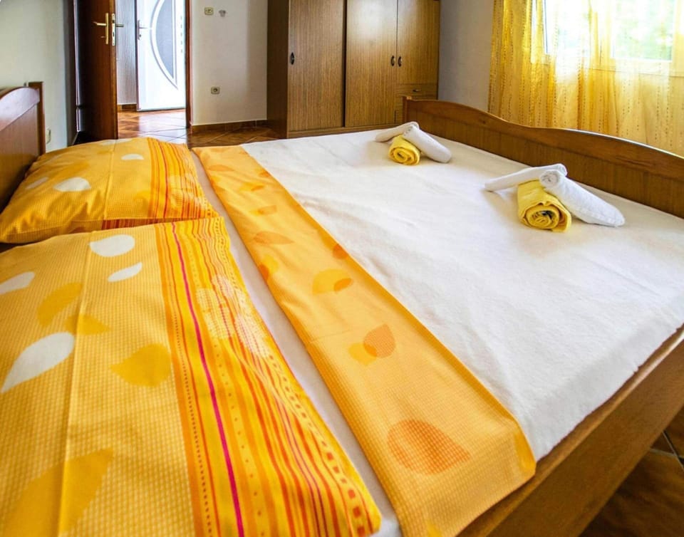 Apartment | 2 bedrooms, individually furnished