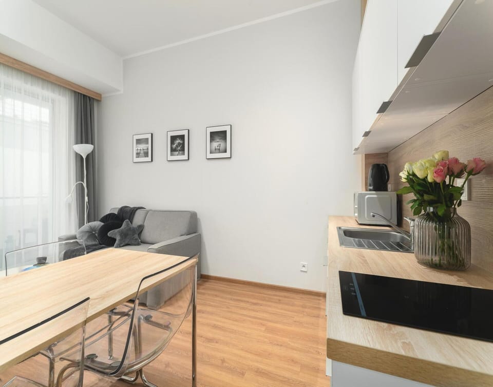 Apartment | Dining