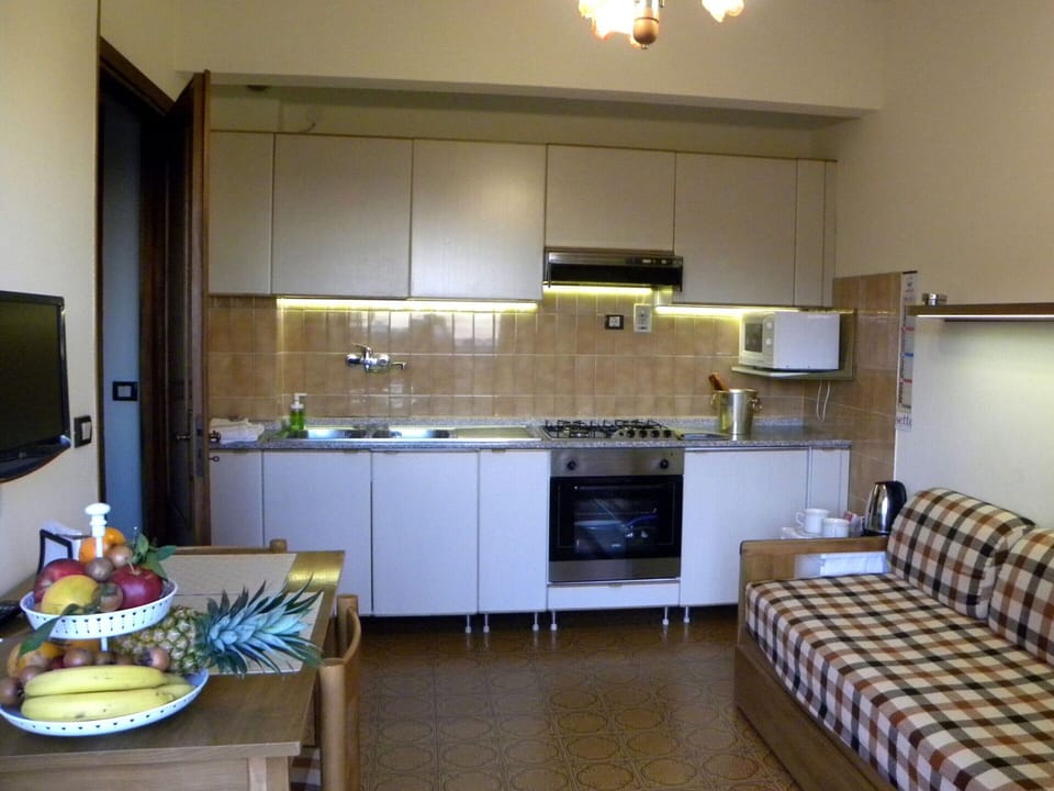 Apartment | Private kitchen | Highchair