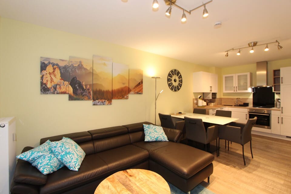 Apartment | Living room