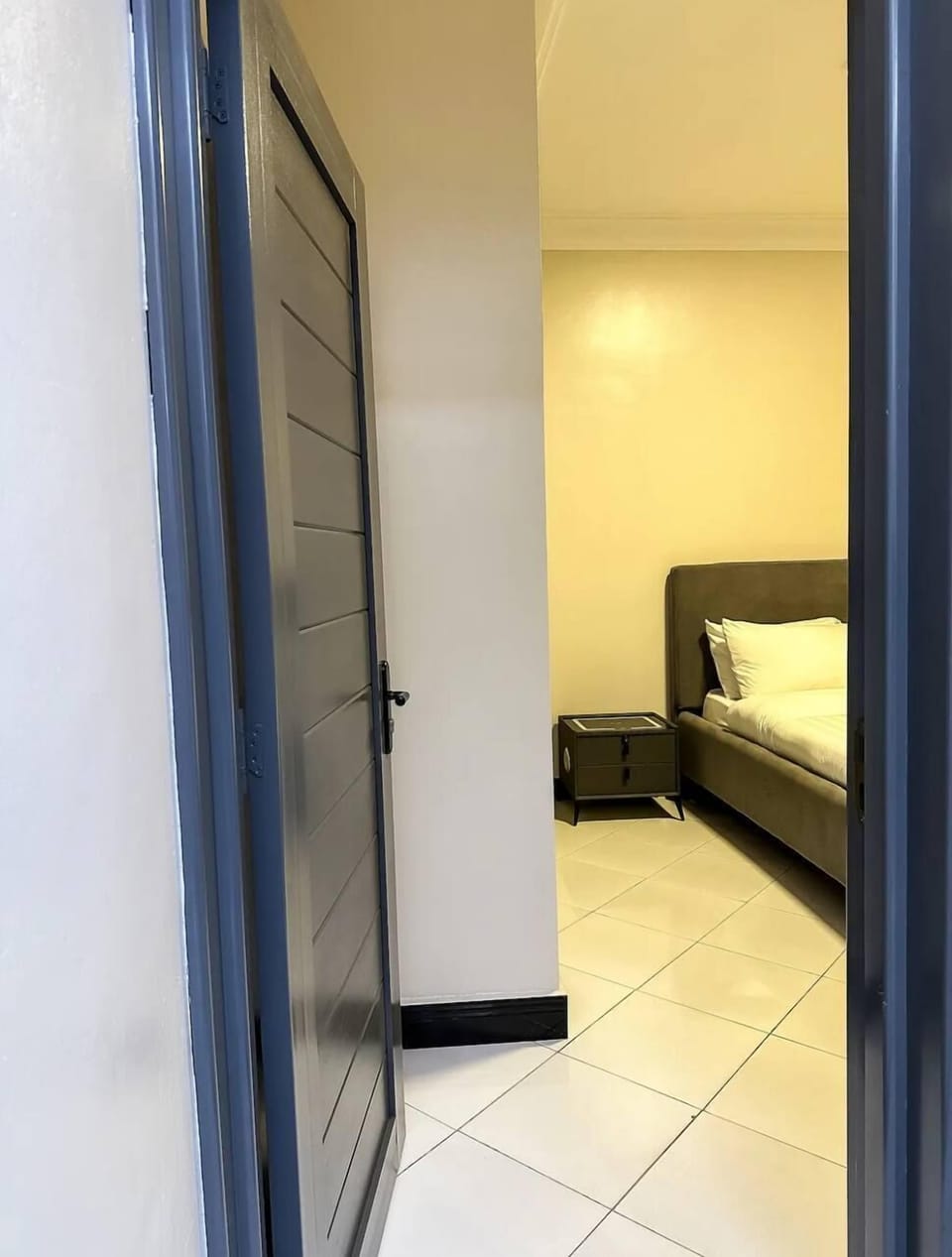 Luxury Apartment, Balcony, City View | 1 bedroom, desk, laptop workspace, soundproofing