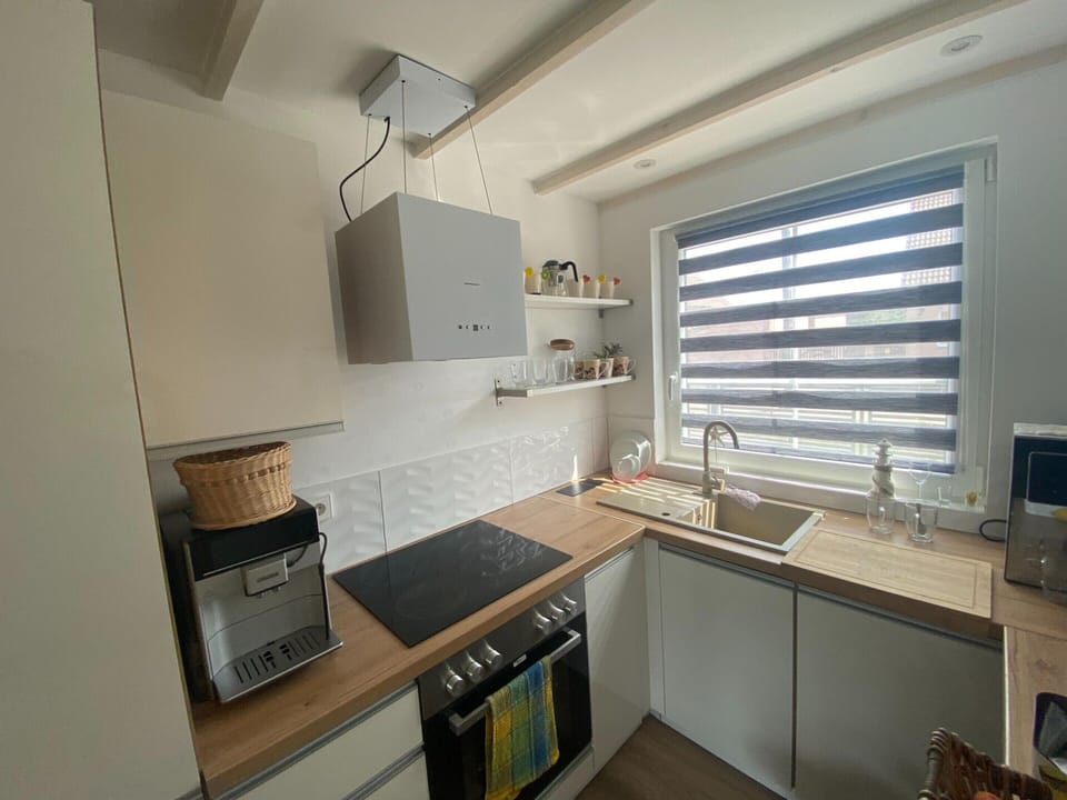 House | Private kitchen | Electric kettle, toaster